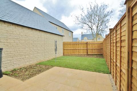 undefined, Jacobs Piece, Fairford, Gloucestershire