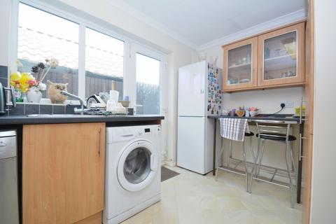 4 bedroom detached bungalow for sale, Sanspareil Avenue, Minster