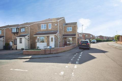 3 bedroom detached house for sale, Askam Court, Bramley, Rotherham, South Yorkshire, S66