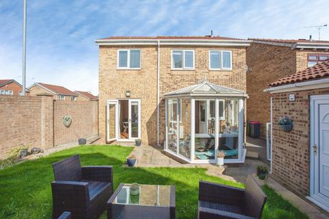 3 bedroom detached house for sale, Askam Court, Bramley, Rotherham, South Yorkshire, S66