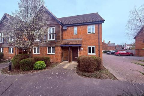 2 bedroom semi-detached house to rent, The Featherworks, Boston
