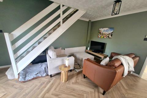 undefined, Tallyfield End, Danefield NN4