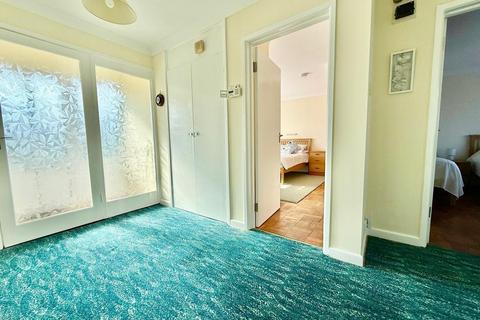 2 bedroom detached bungalow for sale, Church Road, Southbourne