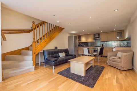 2 bedroom duplex to rent, ANNANDALE STREET, EDINBURGH, EH7