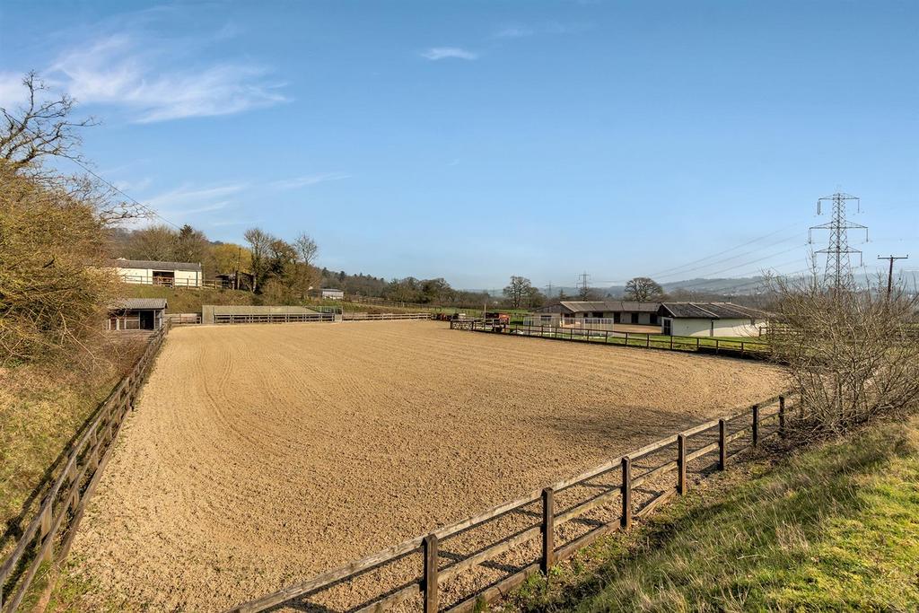 Sand school/ arena