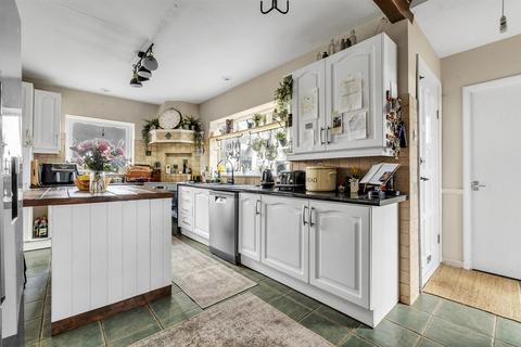 3 bedroom detached house for sale, Awliscombe, Honiton