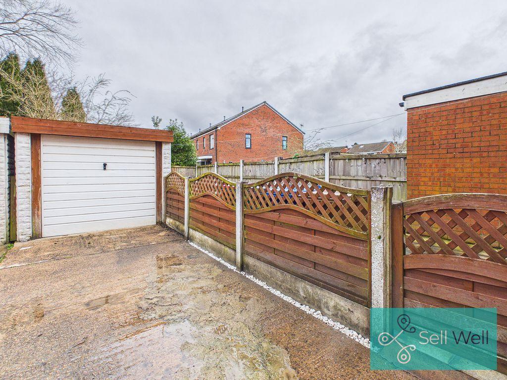 Detached Garage