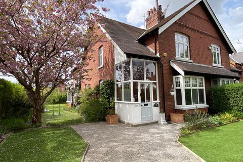 4 bedroom semi-detached house for sale, Hesketh Lane, Preston PR4