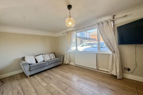3 bedroom semi-detached house for sale, Blackbrook Close, Loughborough LE12