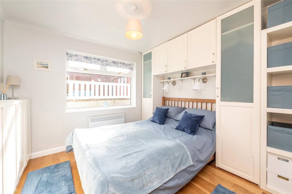 3 Chapel Bank