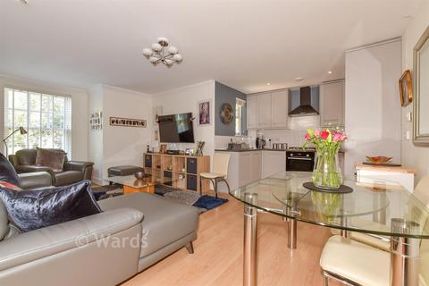 1 bedroom ground floor flat for sale, New Dover Road, Canterbury, Kent