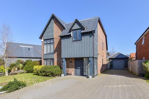 3 bedroom detached house for sale, Pixie Way, New Romney, Kent