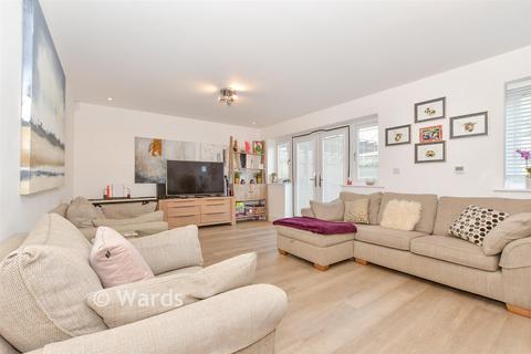 3 bedroom detached house for sale, Pixie Way, New Romney TN28
