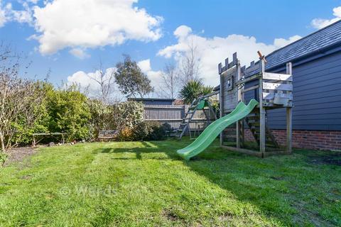 3 bedroom detached house for sale, Pixie Way, New Romney TN28
