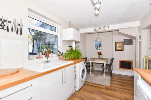2 bedroom end of terrace house for sale, Larkfield Close, Larkfield, Aylesford, Kent