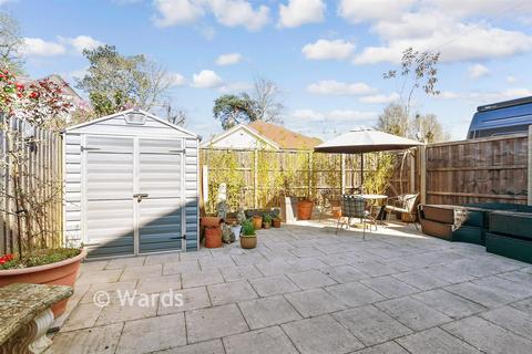 2 bedroom end of terrace house for sale, Larkfield Close, Larkfield, Aylesford, Kent