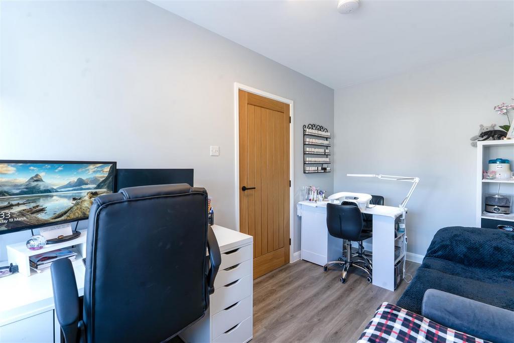 Office   Bedroom 5.jpg