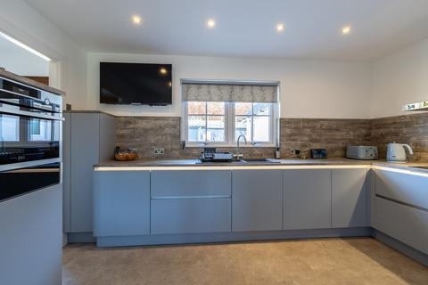 4 bedroom detached house for sale, 4 St. Colm Place, Pitlochry PH16 5FB
