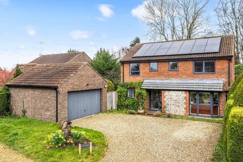 4 bedroom detached house for sale, Clivedale Gardens, Steyning, West Sussex, BN44 3HA