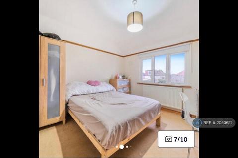 undefined, Erskine Road, Sutton, SM1