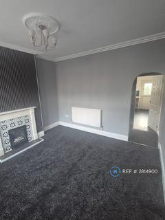 2 bedroom terraced house to rent, Queen Street, Rotherham, S65
