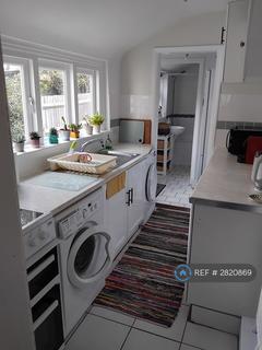 1 bedroom in a house share to rent, Lansdown Road, Canterbury, CT1