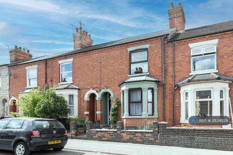 3 bedroom terraced house to rent, Windsor Street, Milton Keynes, MK12