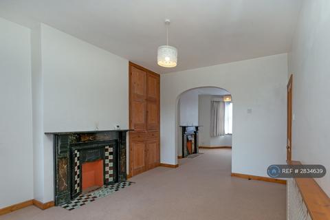 3 bedroom terraced house to rent, Windsor Street, Milton Keynes, MK12