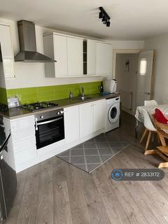 2 bedroom flat to rent, Eardley Road, London, SW16