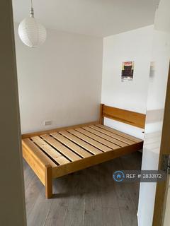 2 bedroom flat to rent, Eardley Road, London, SW16