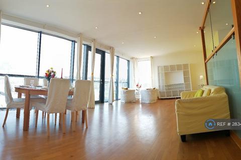 undefined, Roach Road, London, E3