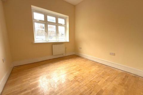 2 bedroom flat for sale, Town Centre, Luton LU1