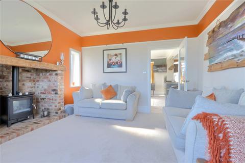 3 bedroom semi-detached house for sale, Coast Road, Redcar