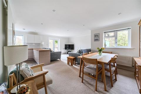 3 bedroom bungalow for sale, Scalwell Mead, Seaton