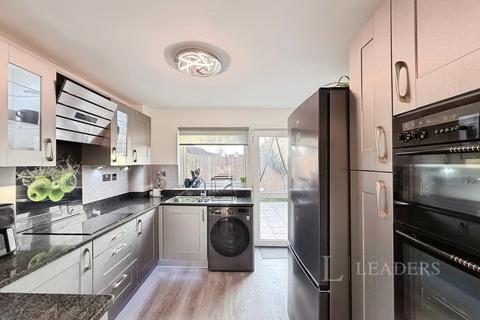 3 bedroom end of terrace house for sale, Pilgrims Way, Bedford, Bedfordshire