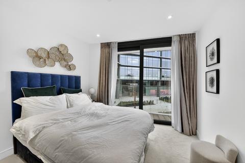 2 bedroom apartment for sale, Parr's Way, Hammersmith, W6