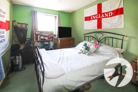1 bedroom flat for sale, Frobisher Road, Erith, DA8