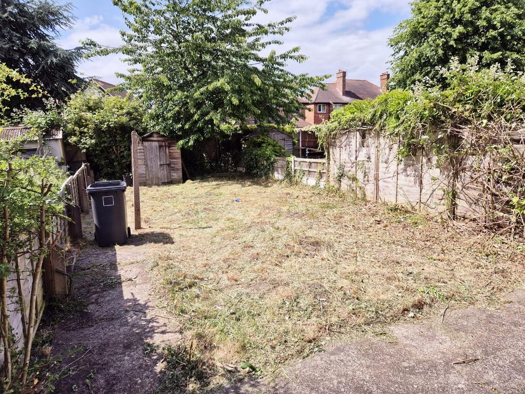 Private rear garden with mature trees...