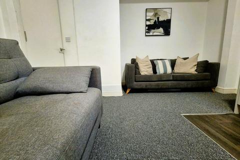 5 bedroom house to rent, Bentinck Road Radford, Nottingham NG7