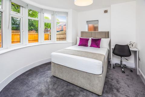 undefined, Cyprus Avenue Beeston, Nottingham NG9