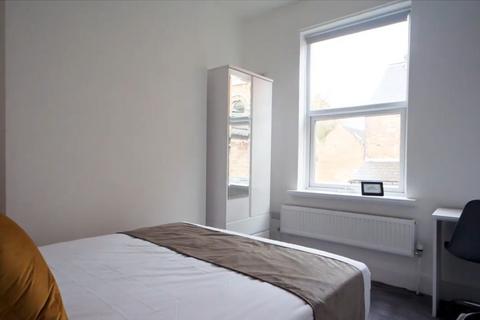 4 bedroom house to rent, Tudor Grove The Arboretum, Nottingham NG1