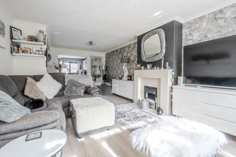 undefined, Lockington Crescent, Bedfordshire LU5