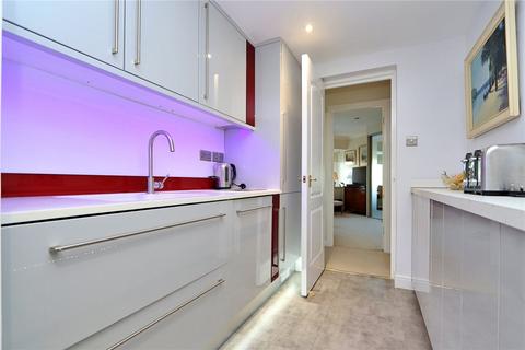 undefined, North Fourteenth Street, Milton Keynes, Buckinghamshire, MK9