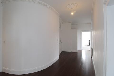 3 bedroom flat to rent, Harvie Street, Glasgow, G51