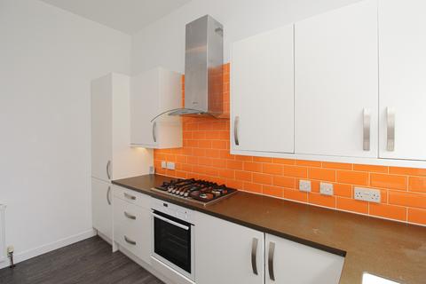 3 bedroom flat to rent, Harvie Street, Glasgow, G51