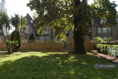 3 bedroom flat to rent, Streatham Common North, London, SW16