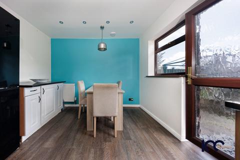 3 bedroom semi-detached house for sale, Comfrey Court, Grays