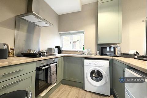 2 bedroom terraced house to rent, Bradfors, Bradfors, BD14