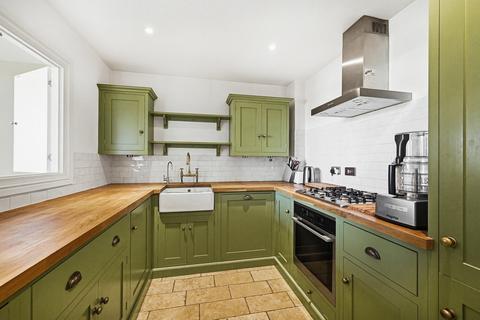 2 bedroom flat for sale, Vincent House, Vincent Square, London, SW1P