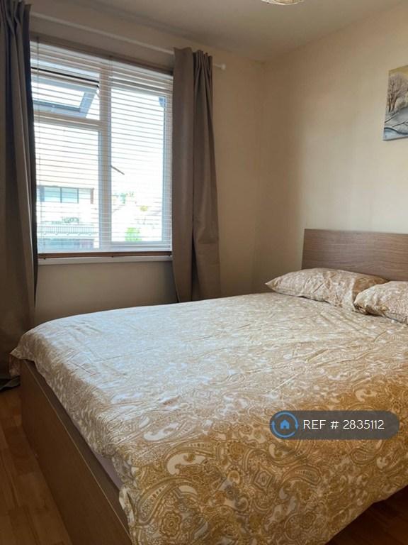 Double Room (2nd View)